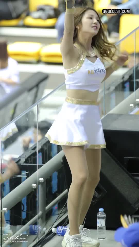 Cheerleader  Kang Yuni .gif