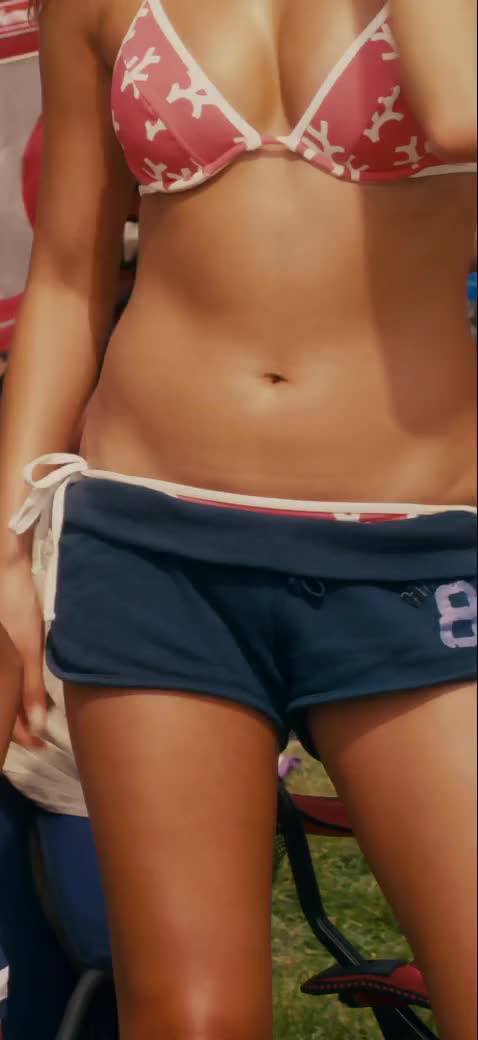 Jamie Chung - Grown Ups (2010) - 02