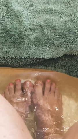 barefootmilf bath feet feet fetish foot foot fetish foot worship gif