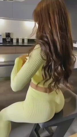 ass big ass booty brunette gym huge tits latina gif