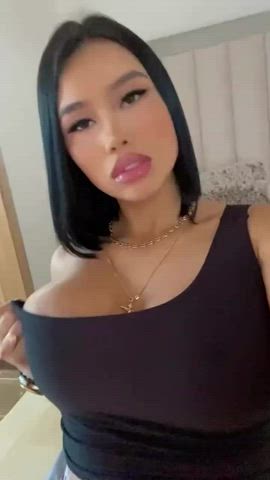 Big Tits Boobs Colombian Fake Tits Tits gif