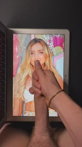 Peyton List Cumtribute