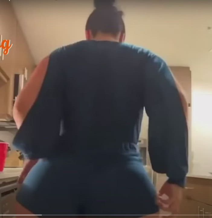 Twerking in the Kitchen