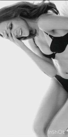 Armpits Bikini Body Cleavage Lingerie MILF Seduction Zoe Saldana gif