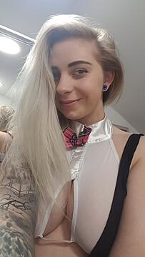 do you like schoolgirls with big titts?