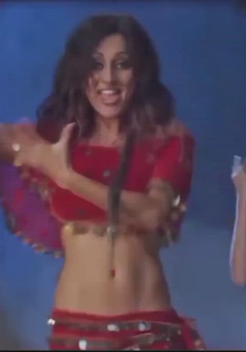 Anusha dandekar navel in Lut Gaye song