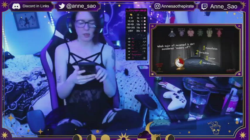 Nerdy looking gamergirl spanking herself during her stream