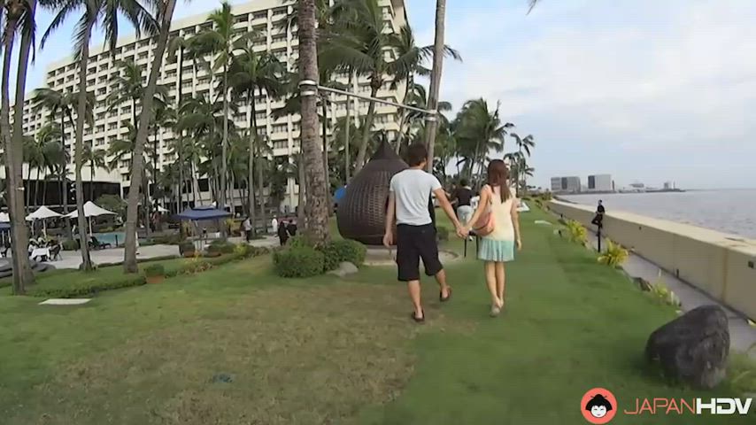 Chihiro Akino and her lover are on a date in The Philippines