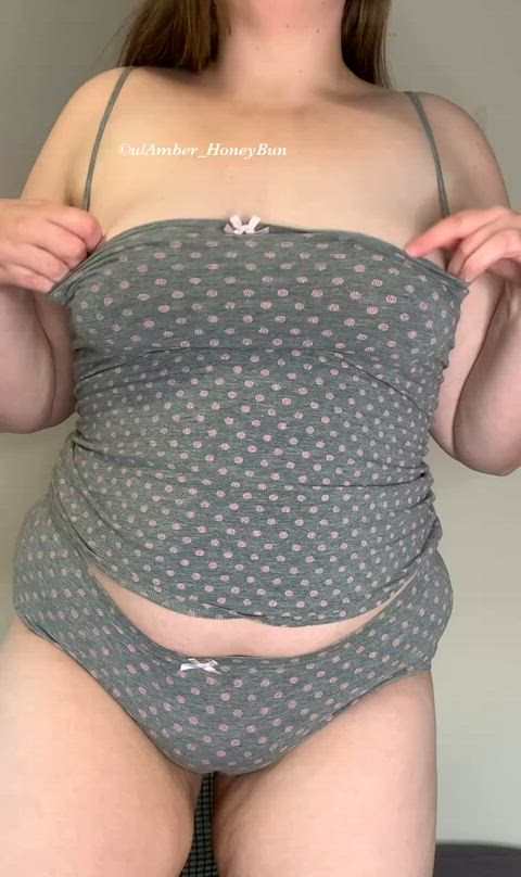 amateur solo tits bbw curvy gif