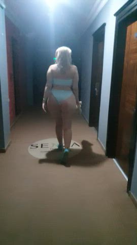 amateur ass bbw big ass blonde girls pawg public swimsuit thick gif