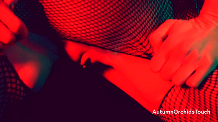 Fishnet goddess teases ❤️