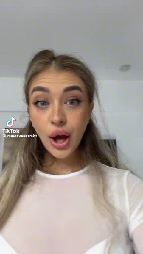 IAmAvaSmith - More tiktok flash vids on my TT likes (juanmomo45)