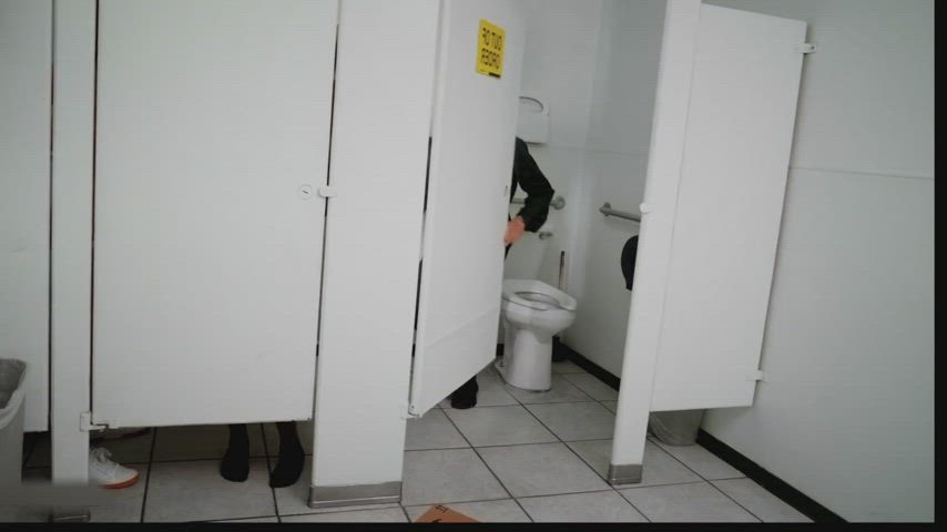 Wonder why that never happens to me in the restroom?