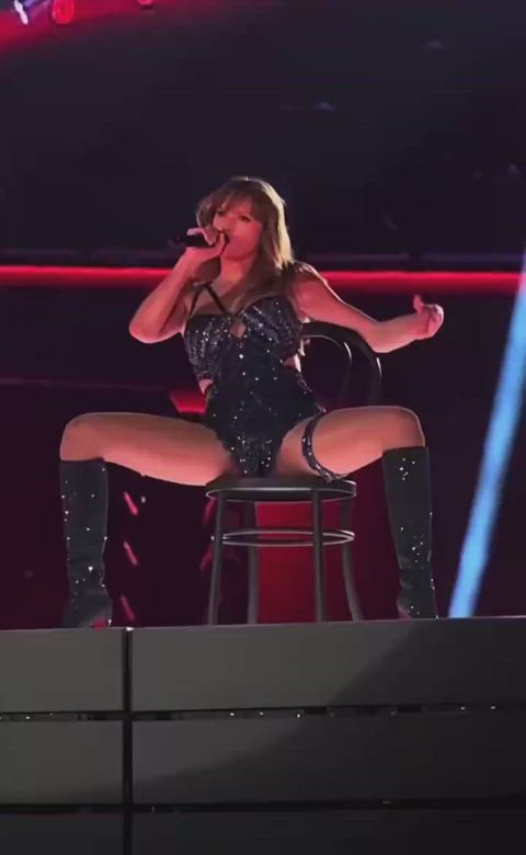 celebrity legs taylor swift gif