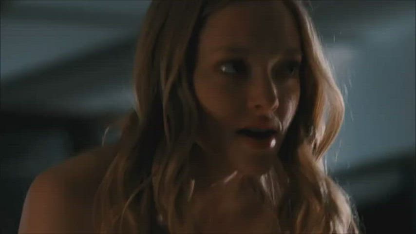 amanda seyfried ass sex gif