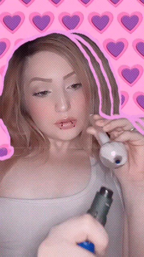 camgirl smoking white girl gif