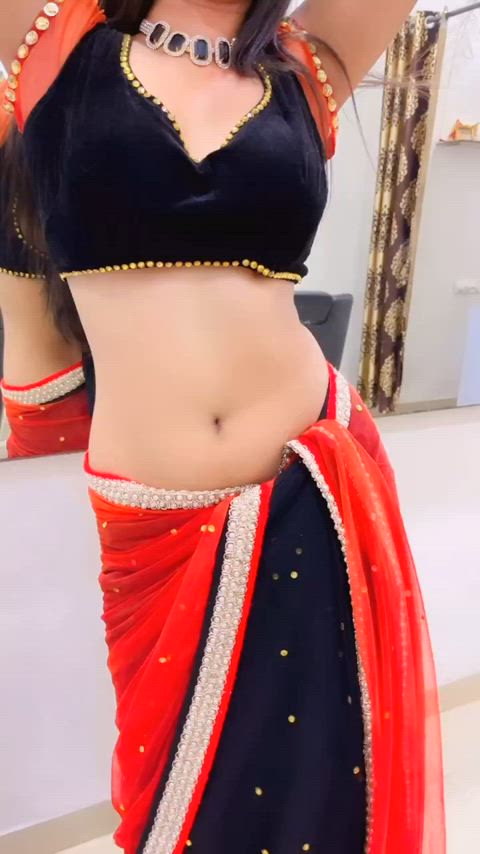 Khushi Yadav and that Heavenly Milky Soft Navel