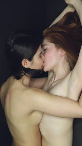 Bisexual Close Up Kissing Lesbian Redhead Teen Teens gif