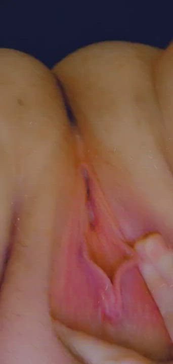 New vid flexing my dripping needy cunt. It needs brutal use by any cock that wants