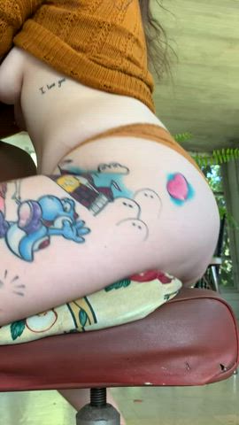 amateur ass bouncing bouncing tits homemade solo tattooed tits gif