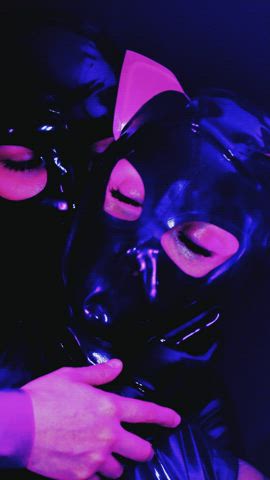 Wet latex kisses