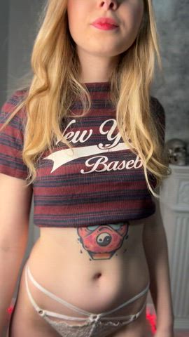 18 years old blonde cute innocent onlyfans sex solo tattoo tight pussy tiktok gif