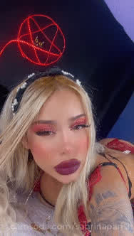 blonde camsoda camgirl latina lips sensual gif