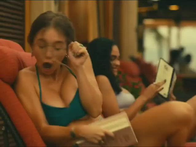 Sydney Sweeney gif