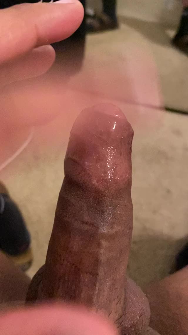 Who wants to cum enjoy this