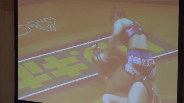 Kana Watanabe def. Asami Nakai in the 1st round via armbar! #DEEP85