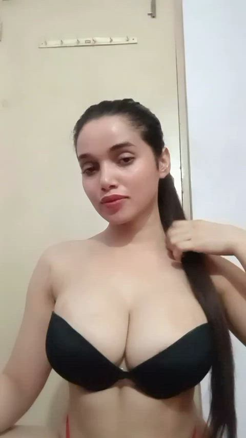 bra pakistani selfie gif