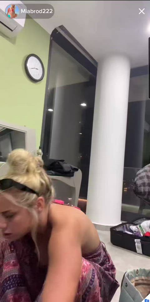 Nipslip TikTok Accidental Porn GIF by twistedlizard