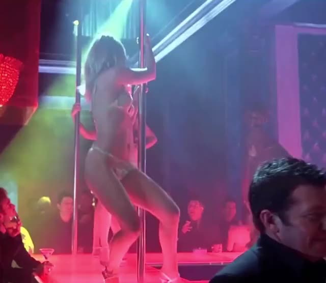 Natalie Portman working the pole