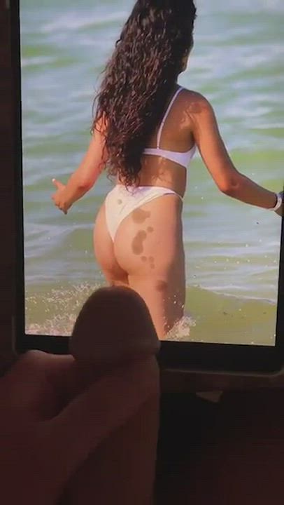 10 (2019 camila's ass)