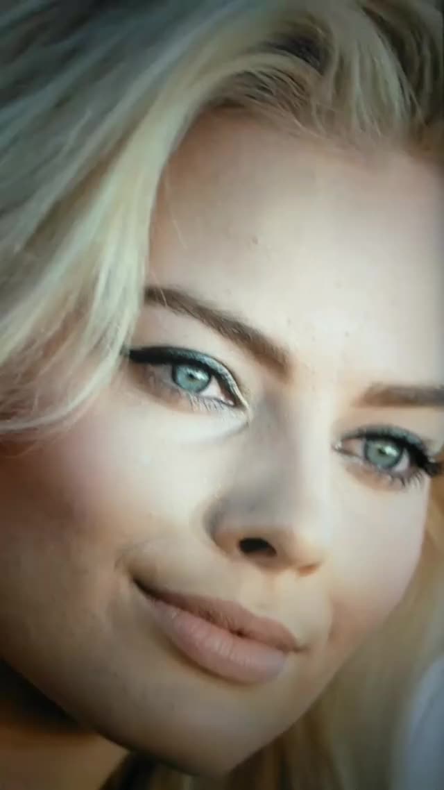 Margot Robbie's tribute