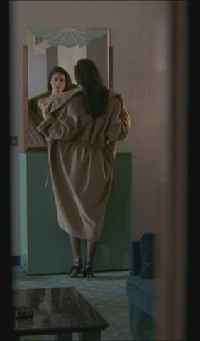 ass monica bellucci vertical gif