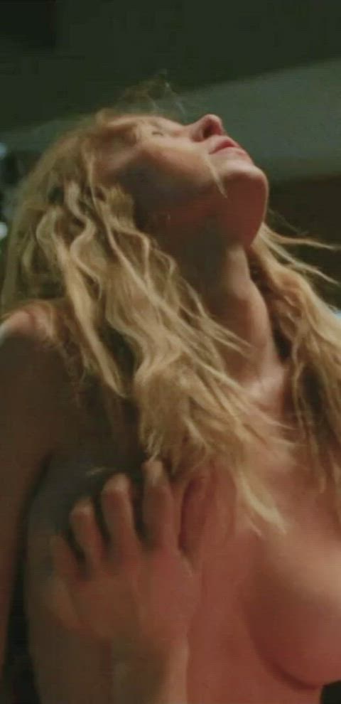 bed sex sex sydney sweeney gif