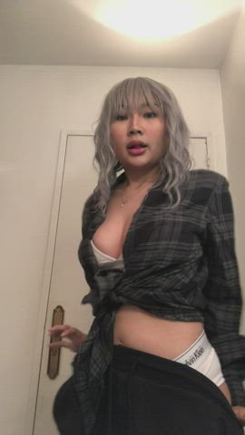 Would you empty your balls on my 18 y.o asian body?