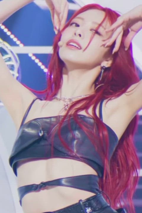 korean underboob kpop dancing korean-nsfw gif