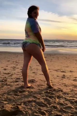 Thick girl at the beach