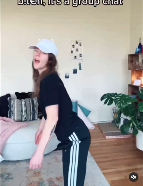 ass lesbian twerking gif