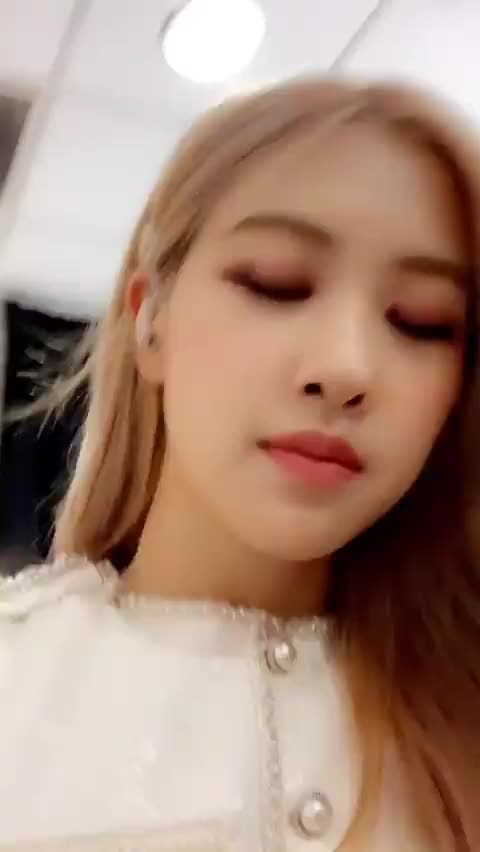 190522 Rosé IG Story (2)