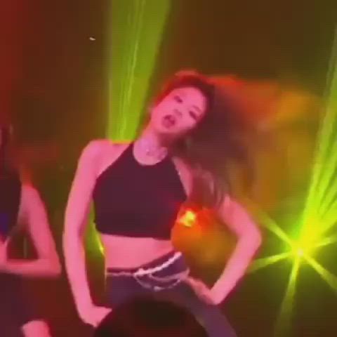 Just Jennie swaying her hips while riding my cock 🤤🤤🥵🥵