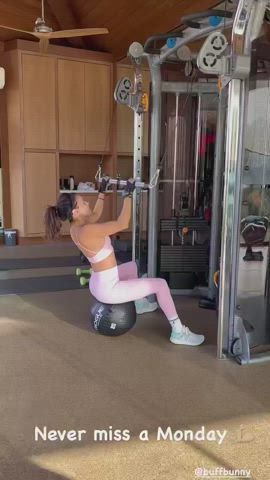 eva longoria spandex workout gif