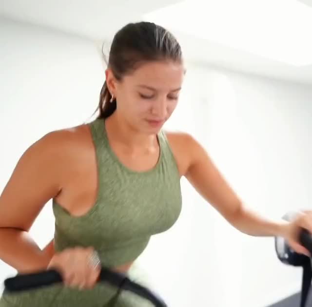 Such a hot figure?...her nipples got hard by the end of cycling ?