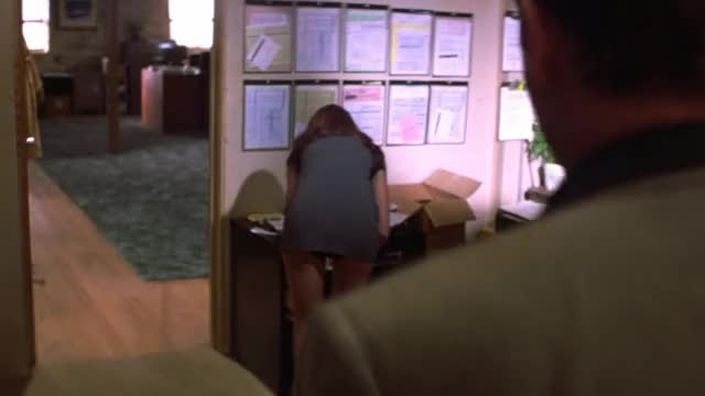 Jennifer Love Hewitt - Heartbreakers, secretary scene
