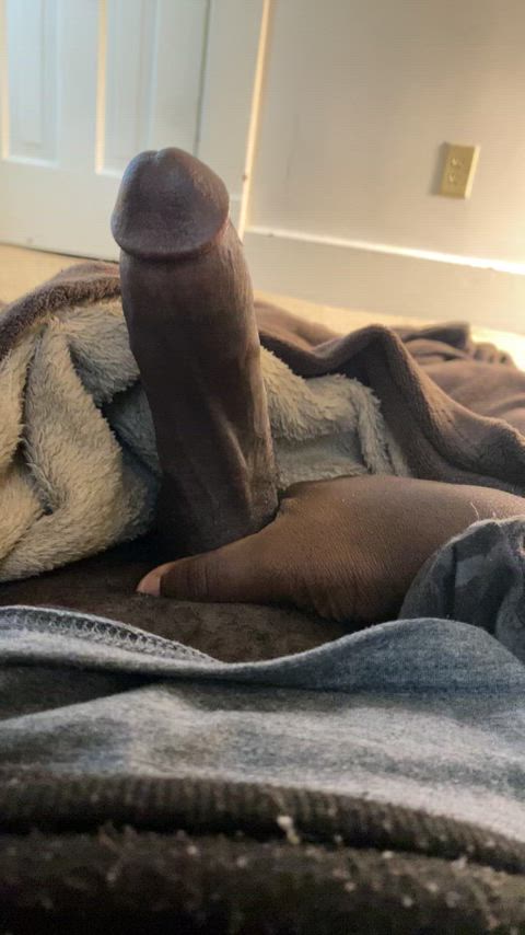 19M bbc looking for help blowing a few loads ++if we're close to age come play😈😈