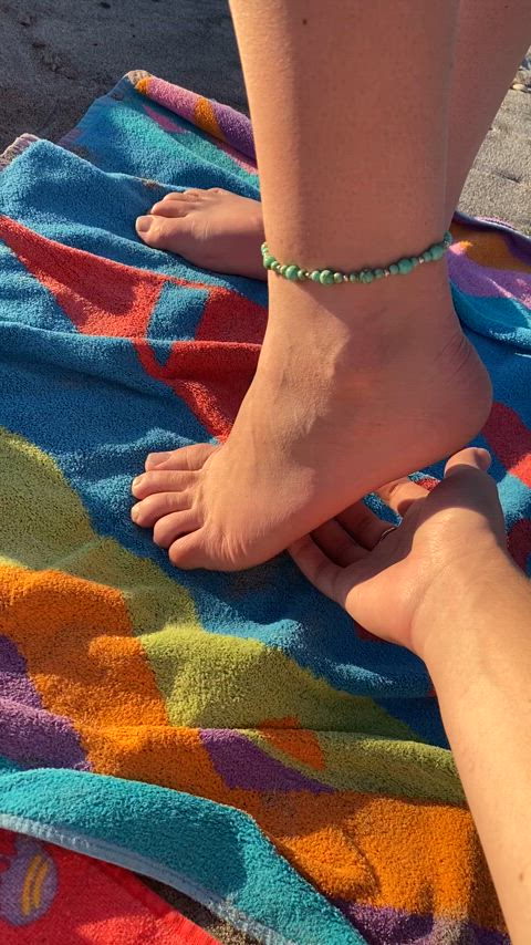 Teasing gf at beach (F19 at time)