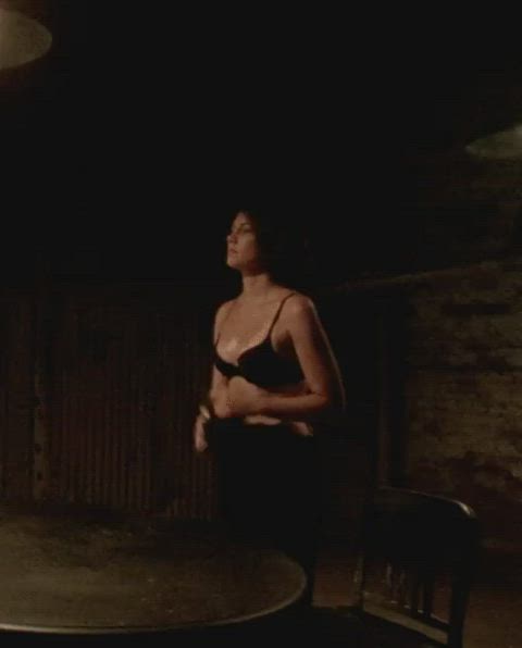 celebrity lauren cohan underwear gif