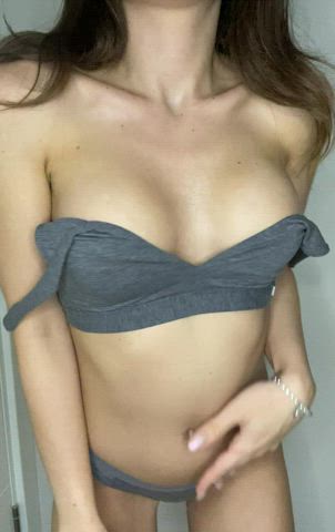arab big tits boobs erotic lingerie onlyfans teasing teen tits gif